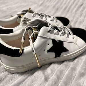 Girls' VINTAGE HAVANA Big Kid Gita Sneakers Size 4.5